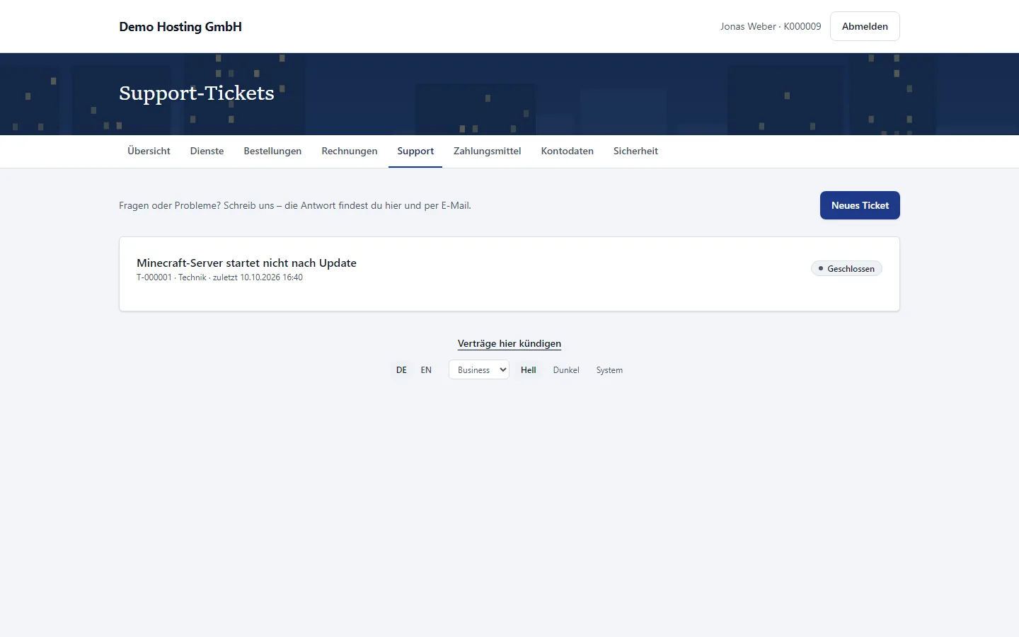 Anfragen mit Status; neue Tickets mit Abteilung, Priorität und Bezug zum Vertrag.
